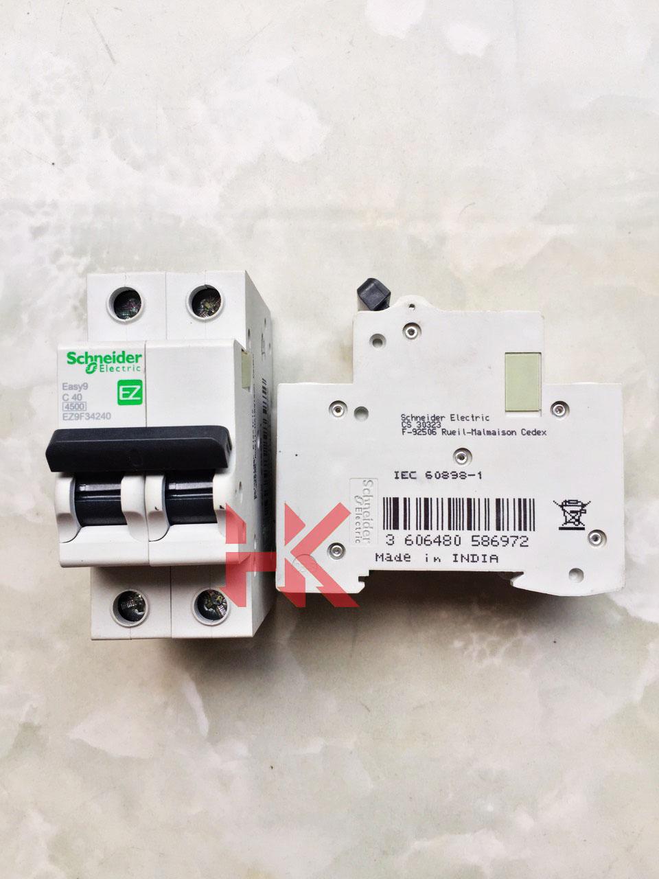 1 CB Schneider 40A M.E HOÀNG KHANG