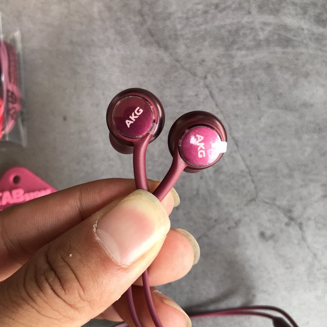 Tai Nghe AKG S9 Màu Đỏ Theo Máy