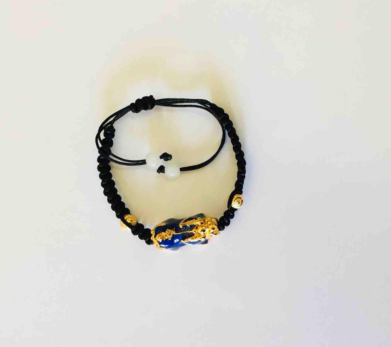 [HCM]Vòng tay chỉ đen mic tỳ hưu đổi màu