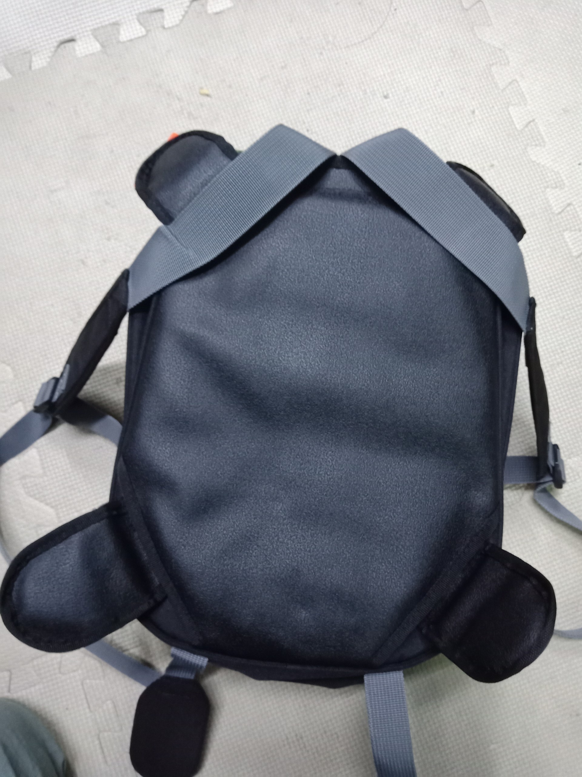 TÚI HÍT BÌNH XĂNG GIVI EA102B