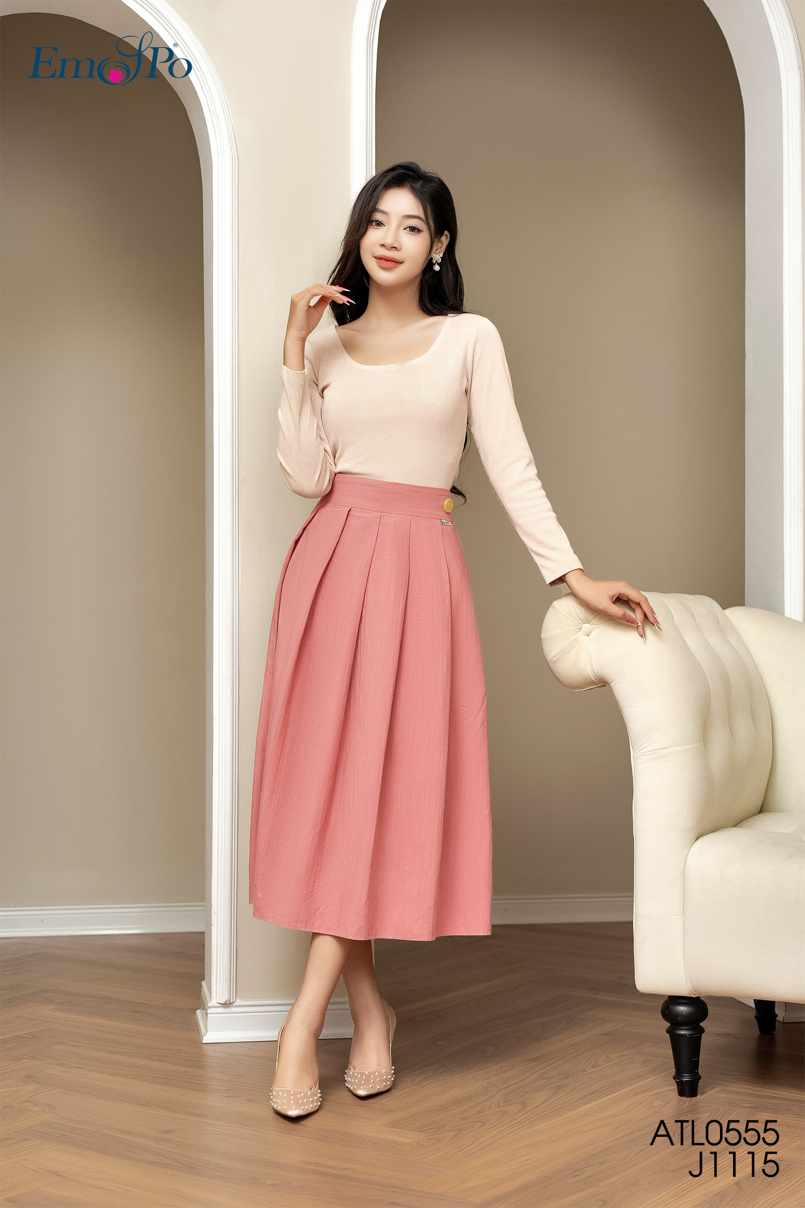 Áo thun gân body cổ vuông emspo atl0555