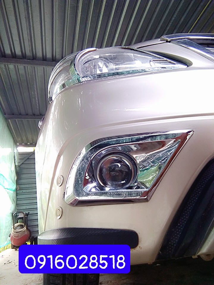 Bộ 2 ốp viền đèn gầm trước, ốp đèn sương mù xe innova 2014-2015-2016 xi mạ crom