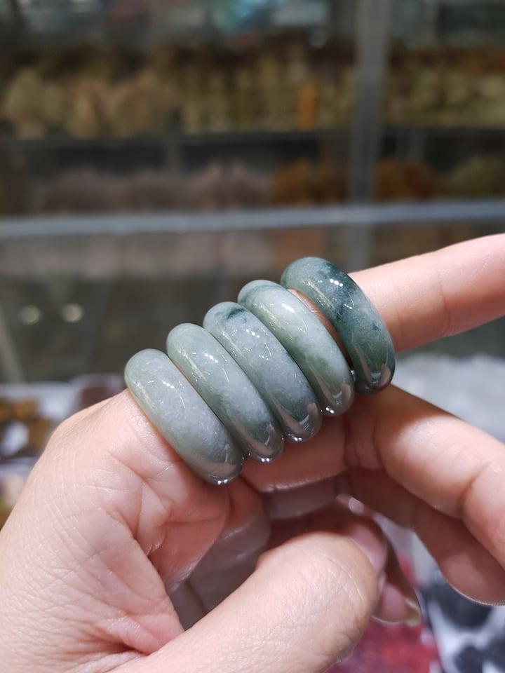 Nhẫn Đá Ngọc Phỉ Thúy Bản Nhỏ