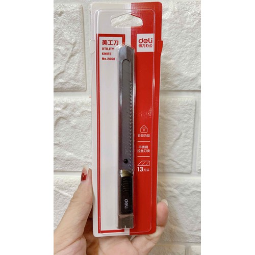Dao rọc giấy deli 2058 9mm