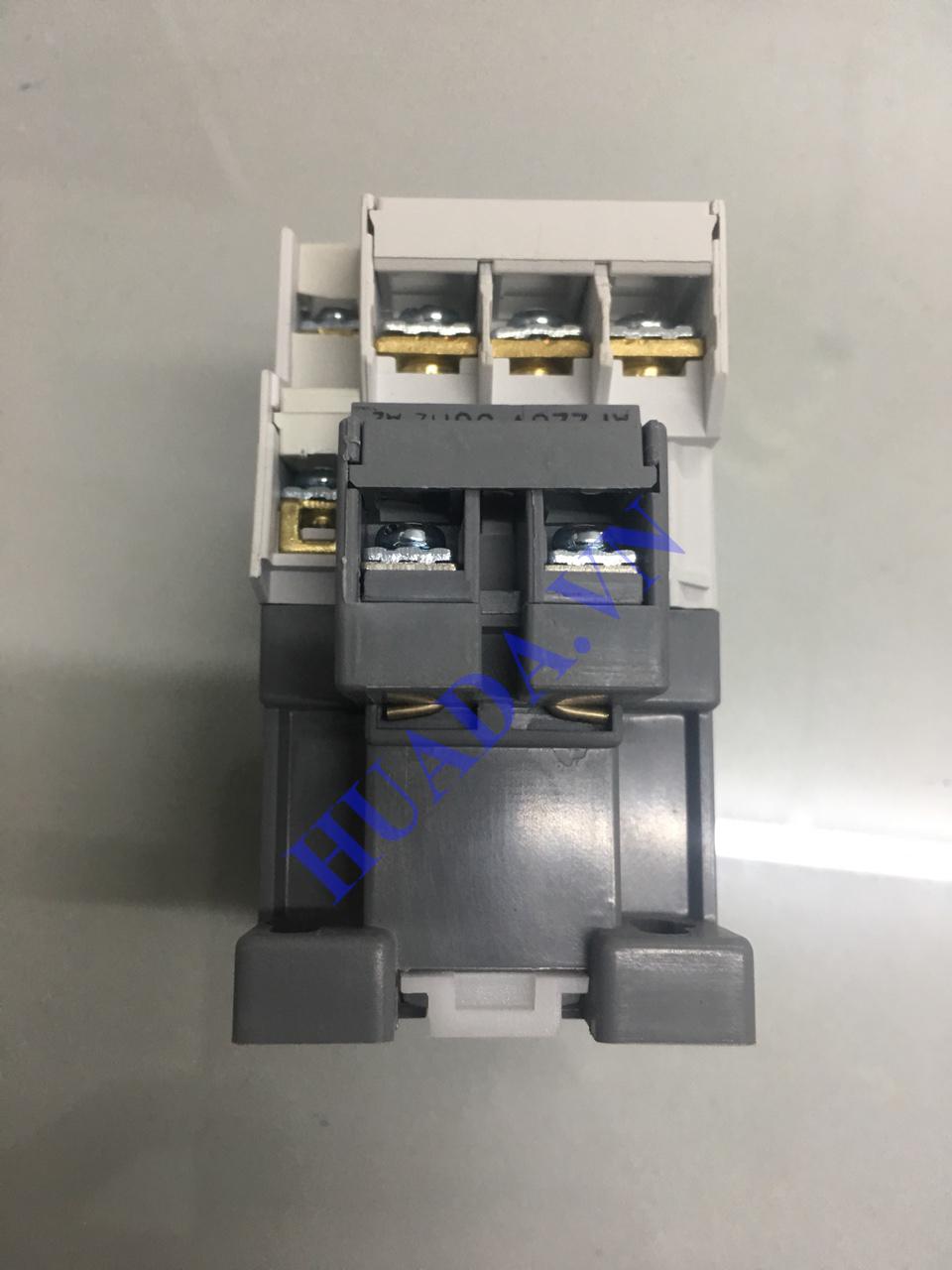Khởi động từ GMC 9A 220V