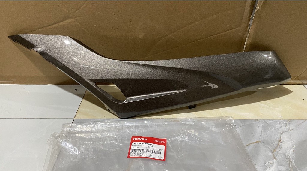 Original Honda * yr320m * Gray 2014 to 2020 right vision side panel/right side panel light