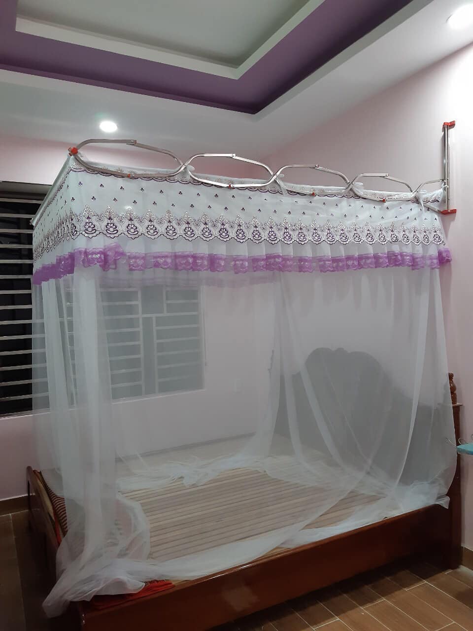Màn khung xếp gọn vải tuyn lạnh loại đẹp (nhận đặt kích thước theo yêu cầu)