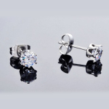 Bộ 2 bông tai thời trang 5mm BT39 (màu bạc, hột trắng)