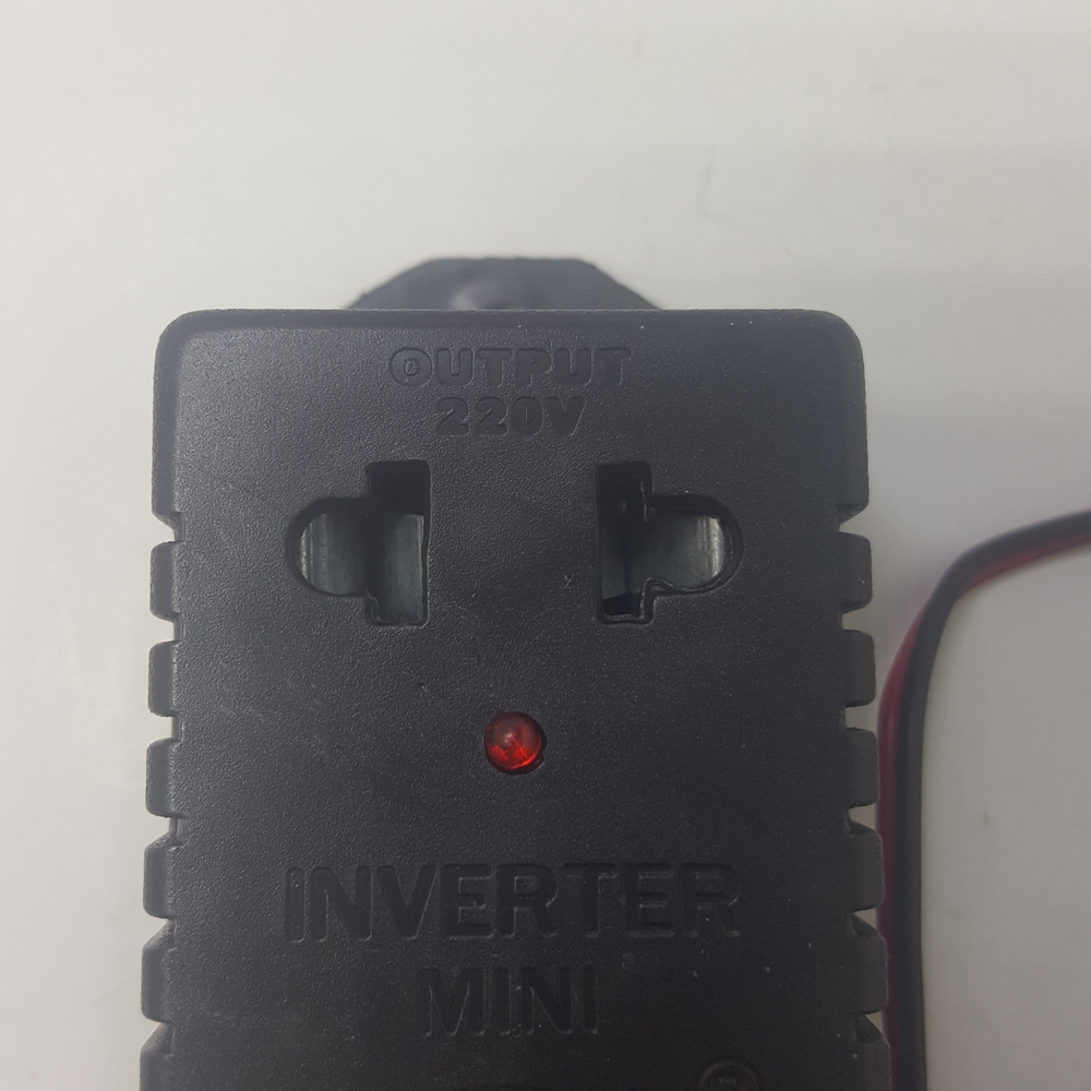 [HCM]Bộ đảo điện 12v ra 220v công suất 20w (Đen)