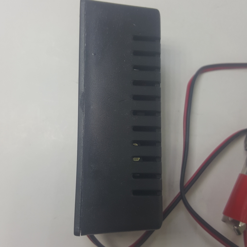 [HCM]Bộ đảo điện 12v ra 220v công suất 20w (Đen)