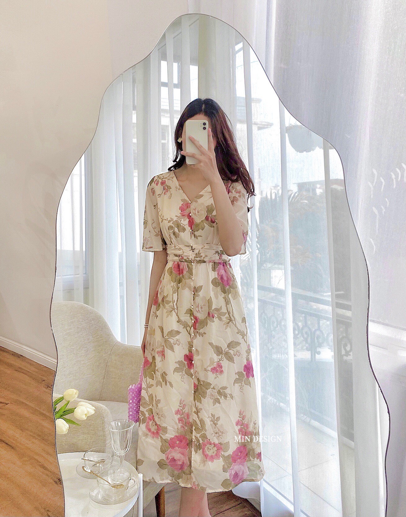Váy maxi ốp eo cổ tim tay loe hoa tím MIN DESIGN