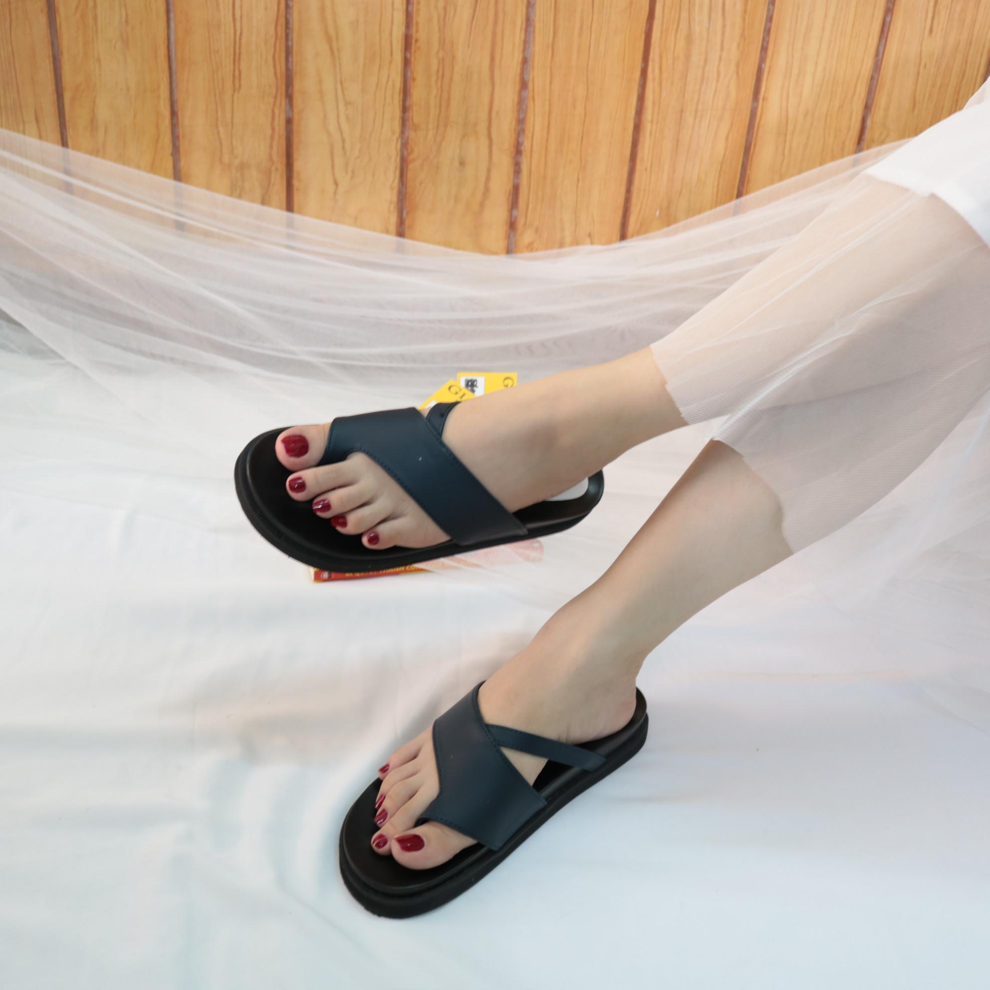 Dép xỏ ngón nữ.GIAVY-DU A9(Xanh đậm)