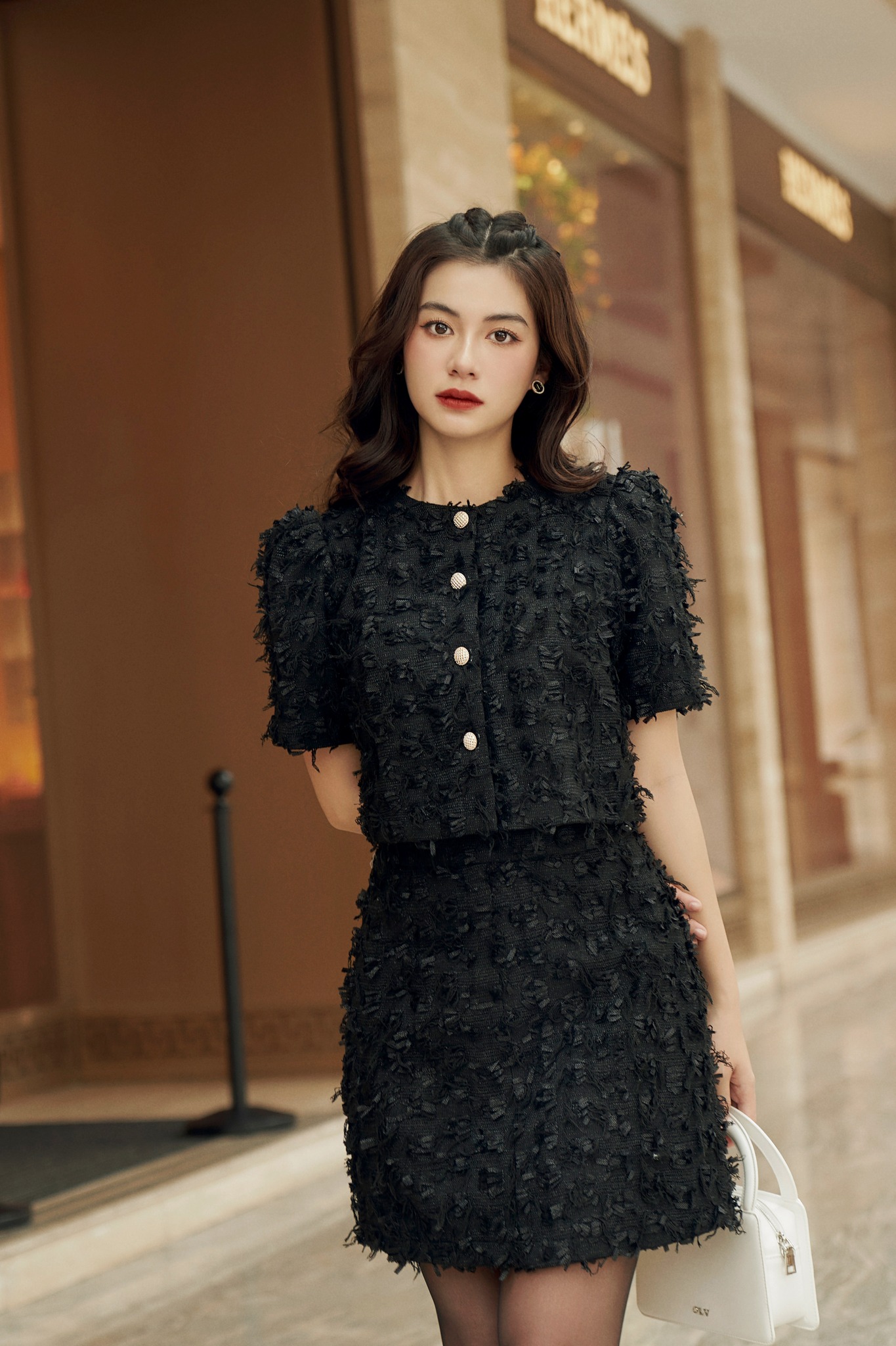 Voucher siêu sale 15% OLV - Áo Gigi Black Top