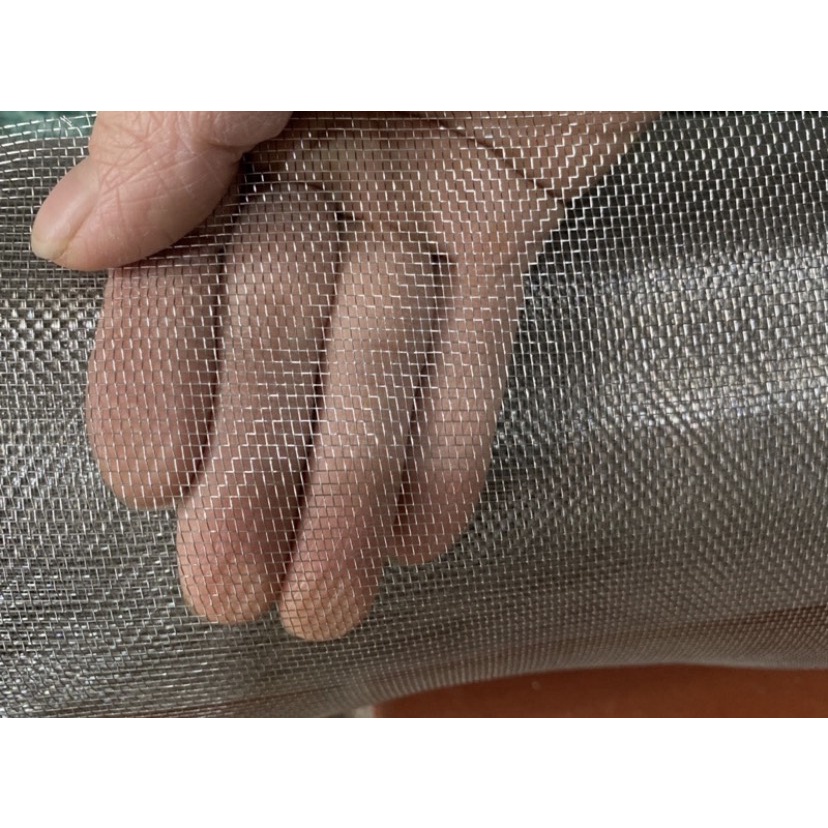 Lưới inox 304 20 mesh chống muỗi, côn trùng khổ rộng 1,2 m bền, đẹp