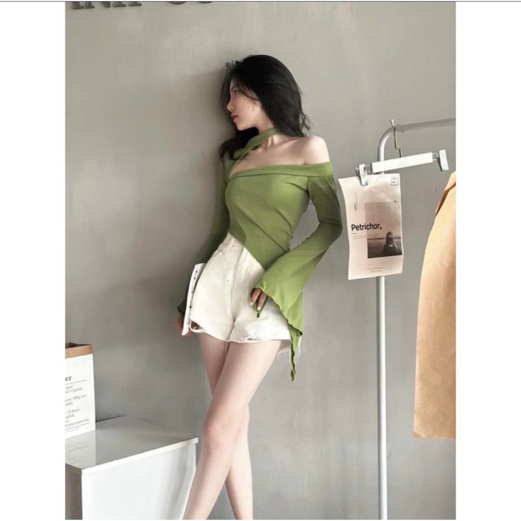 Áo kiểu tua rua chòng cổ