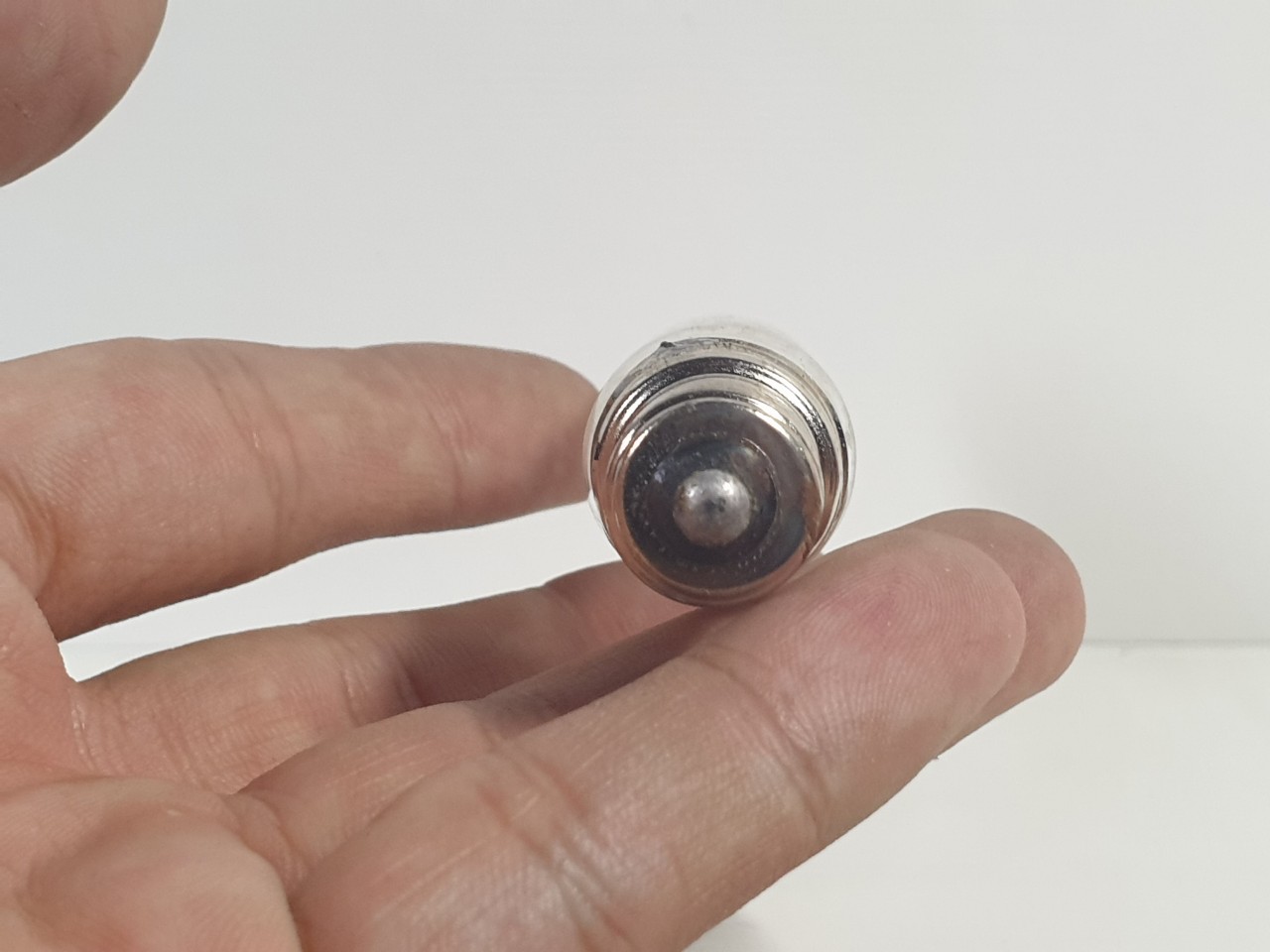 Bóng đèn sợi đốt dùng trong máy hút mùi 25w đui E14