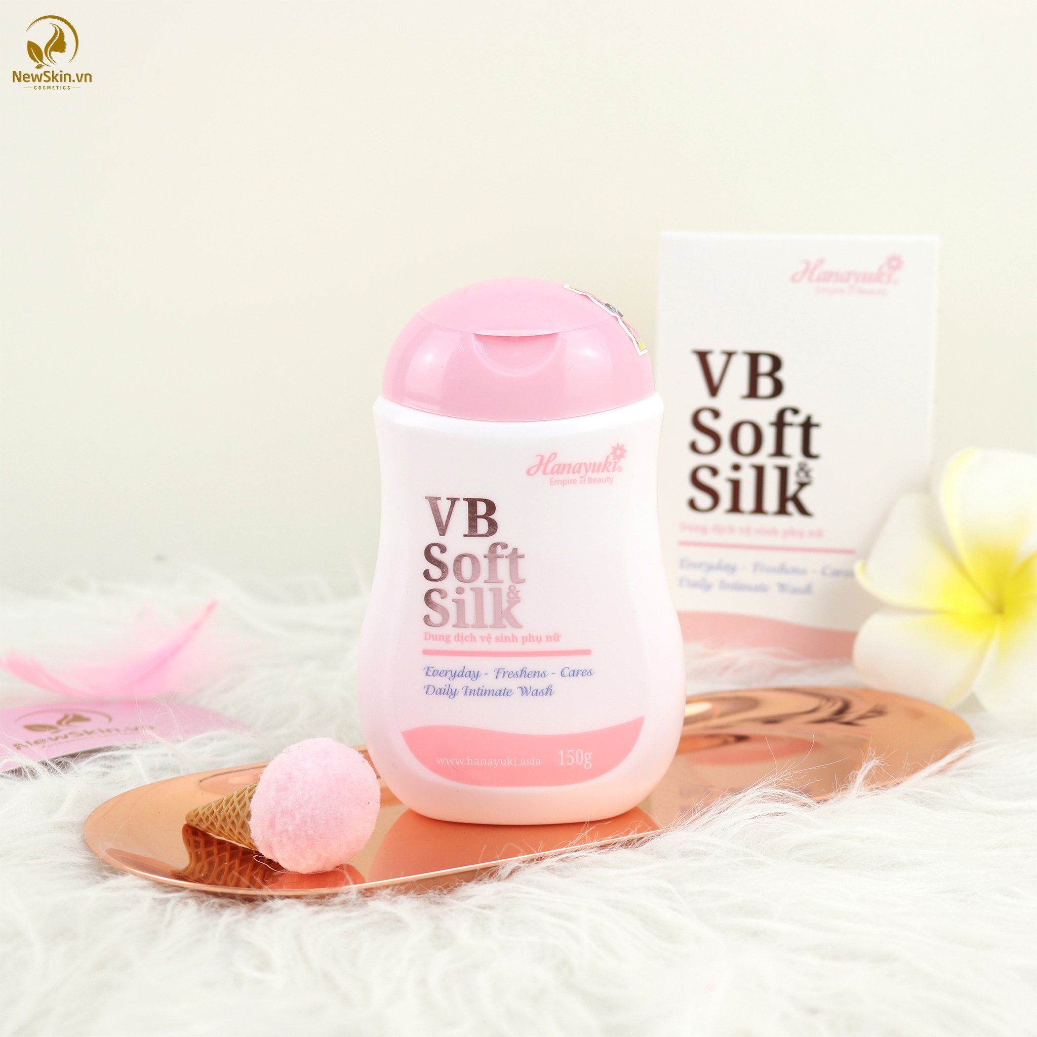 Dung Dịch Vệ Sinh Hana Soft Silk