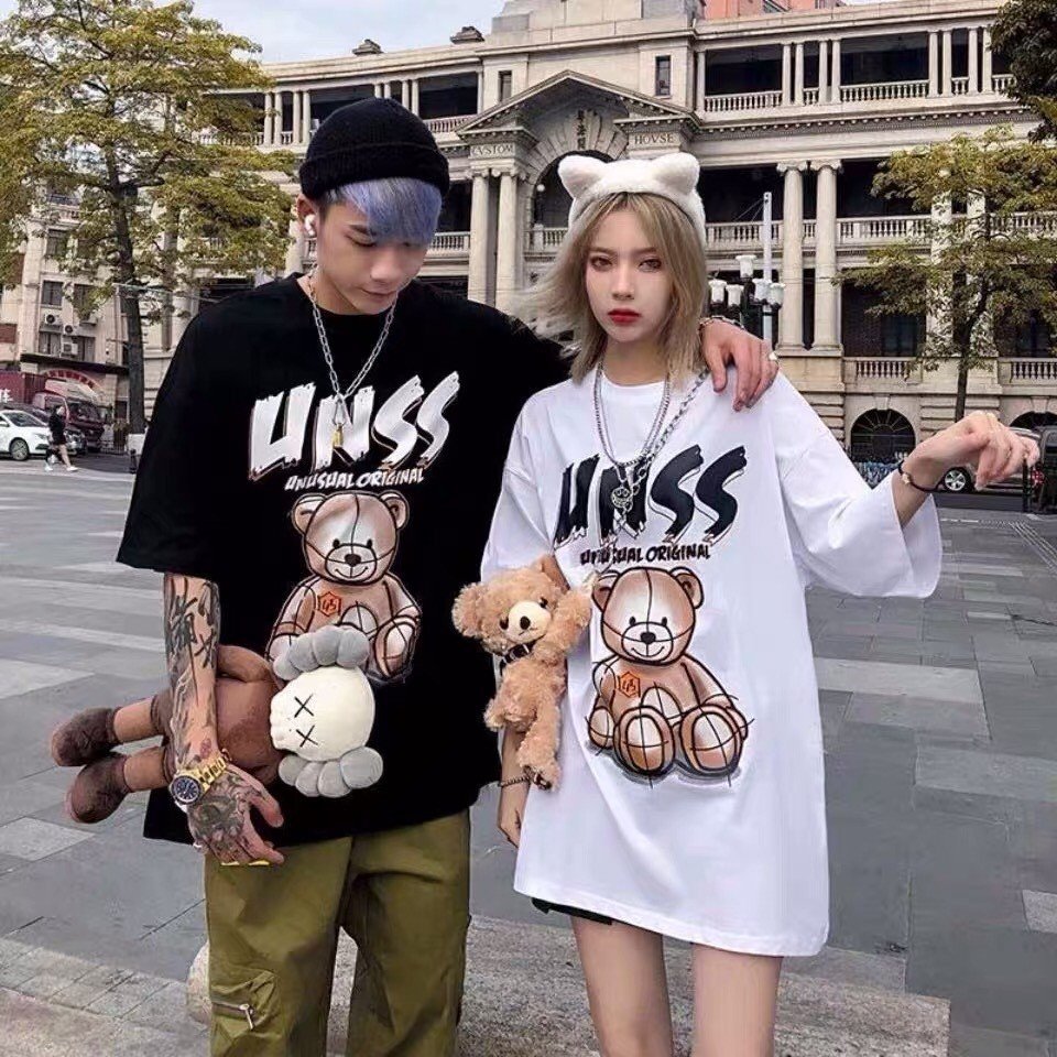 COMBO 2 ÁO THUN Unisex Nam Nữ Áo Phông Form Rộng Tay Lỡ AT82 Men Lì Fashion Thời Trang Hàn Quốc Độc Đẹp Vải Dày Mịn Thoáng Mát Thiết Kế Thời Trang Kiểu Dáng Năng Động Trẻ Trung