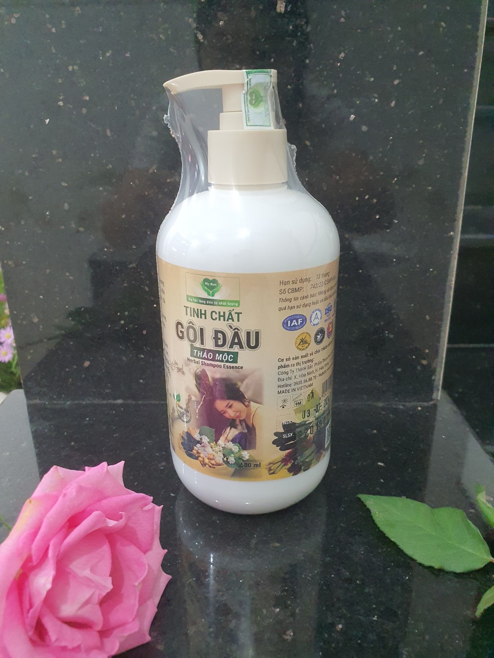 Dầu Gội Đầu Thảo Mộc MẸ KEN Chai 500ml