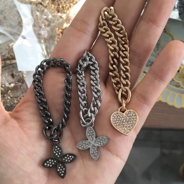 Mạc xích trang trí 18k/cái
