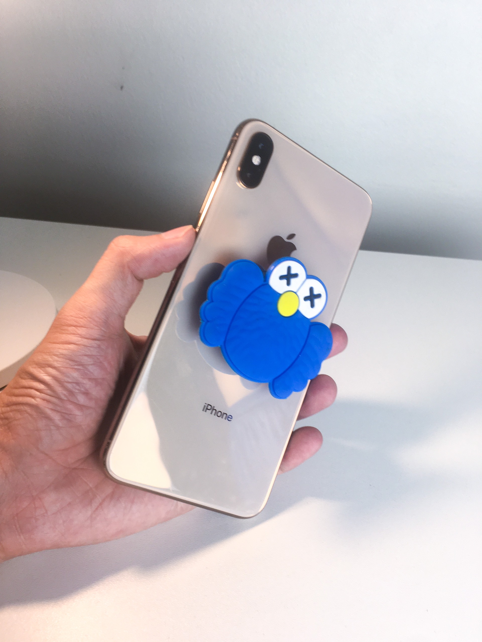 Giá đỡ chống lưng cho phụ kiện pop Điện Thoại