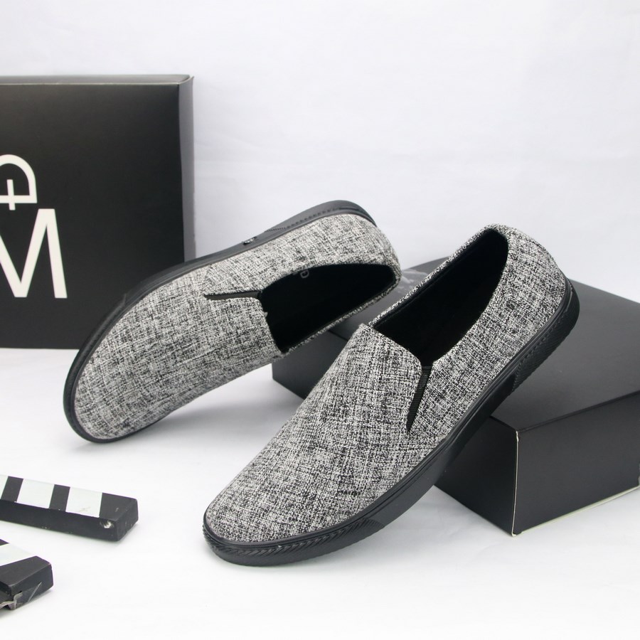 Giày lười nam MĐ G212 đen đế cao su
