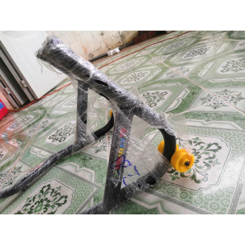 Ben nâng 2 bánh hàng loại 1