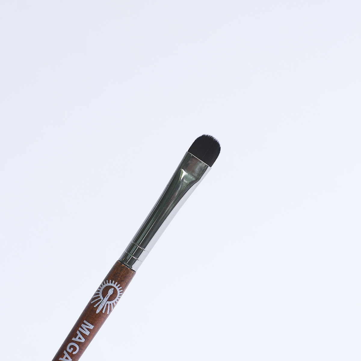 Cọ mắt MAGA SHADER BRUSH 26