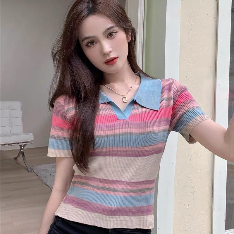 Áo polo dệt kim nữ kiểu kẻ sọc phối màu loang ngũ sắc - Áo thun len nữ tay ngắn cổ đức thiết kế thời trang trẻ trung