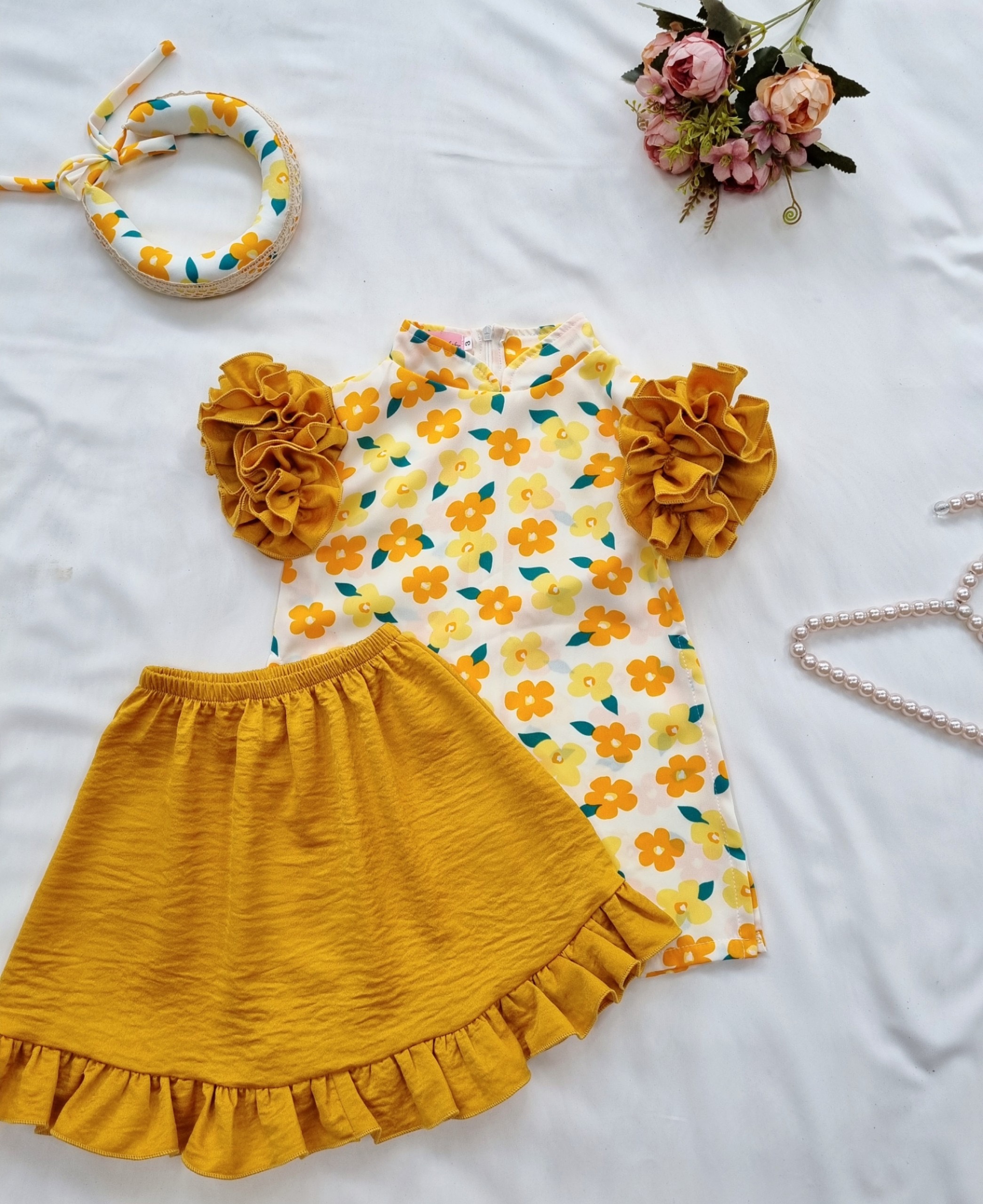 🌼 SET ÁO DÀI CÁCH TÂN HOA VÀNG KÈM MẤN 🌼