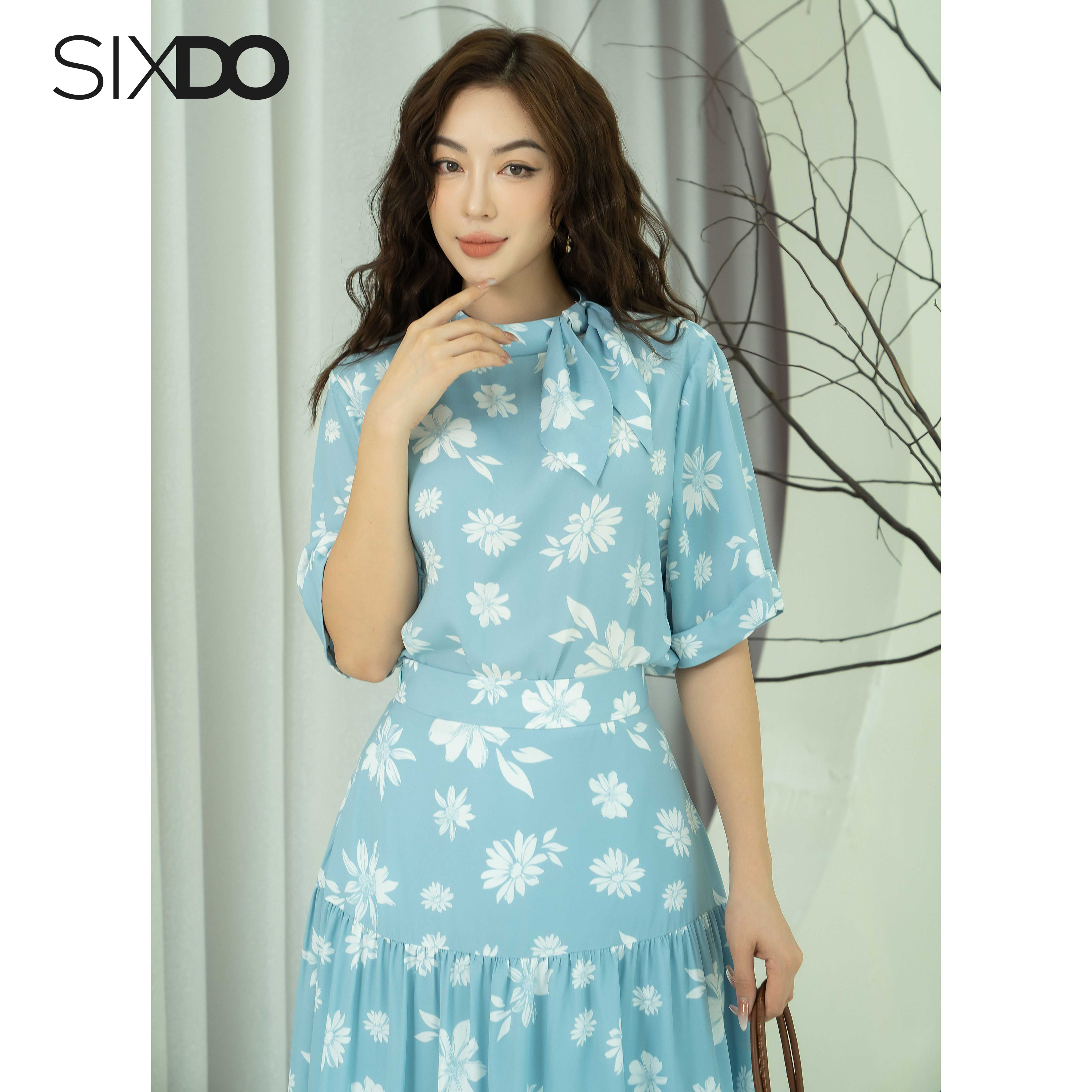 Áo lụa hoa tay lửng SIXDO (Floral Silk Top)