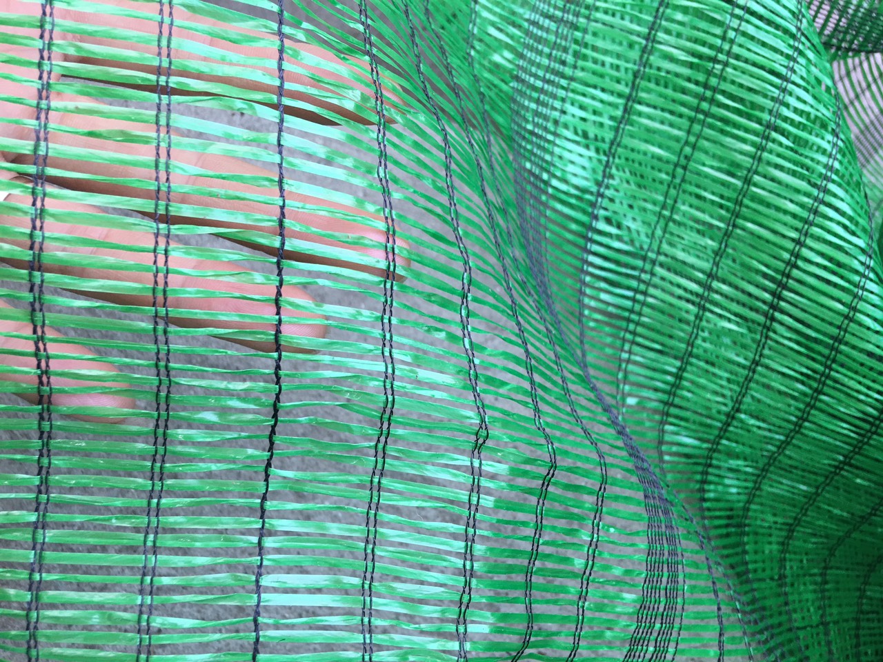 Lưới che nắng Thái Lan khổ 50% khổ ngang 4m