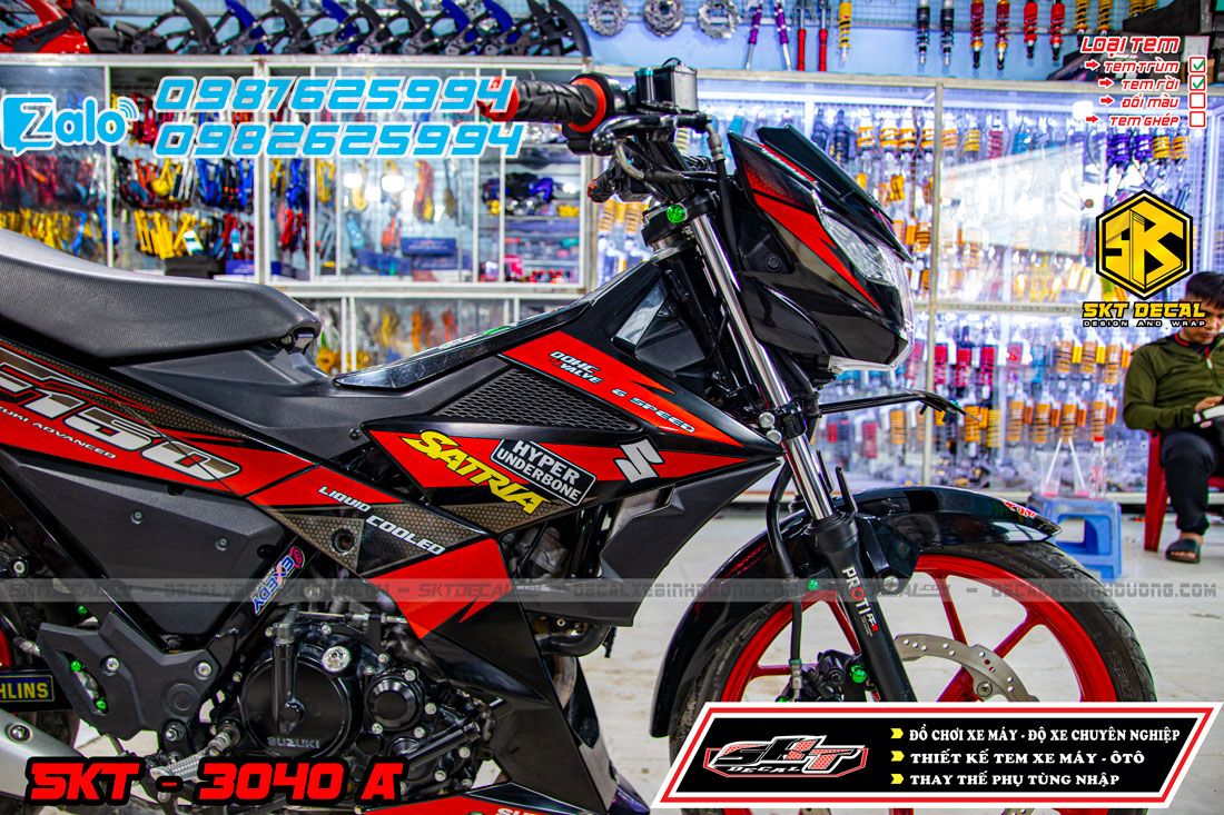 tem trùm xe satria đỏ đen