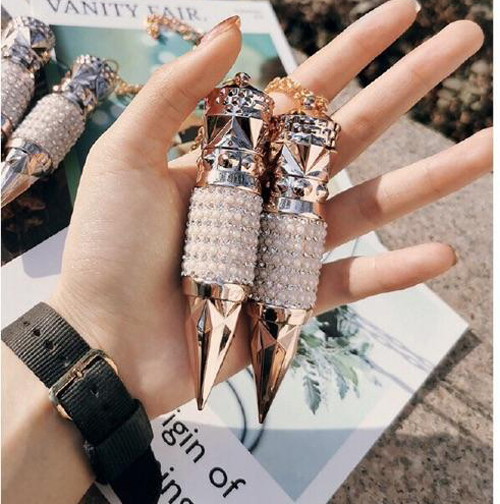 SON NỮ HOÀNG 3IN1 AGAG - 1 THỎI SON 3 MÀU SON