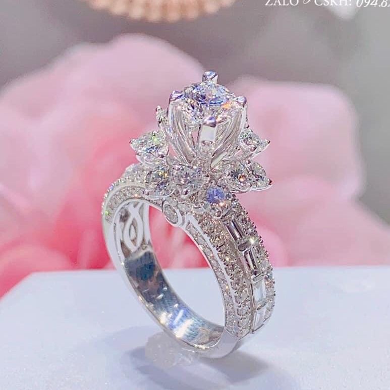 Beautiful women ring, white gold ring, sterling silver ring, luxury Phale ring, luxury diamond ring, 24K non gold ring, wedding gold ring, feng Shui stone ring Women fashion rings Royal metal peacock ring-jewelry gamami n9004 guaranteed not black