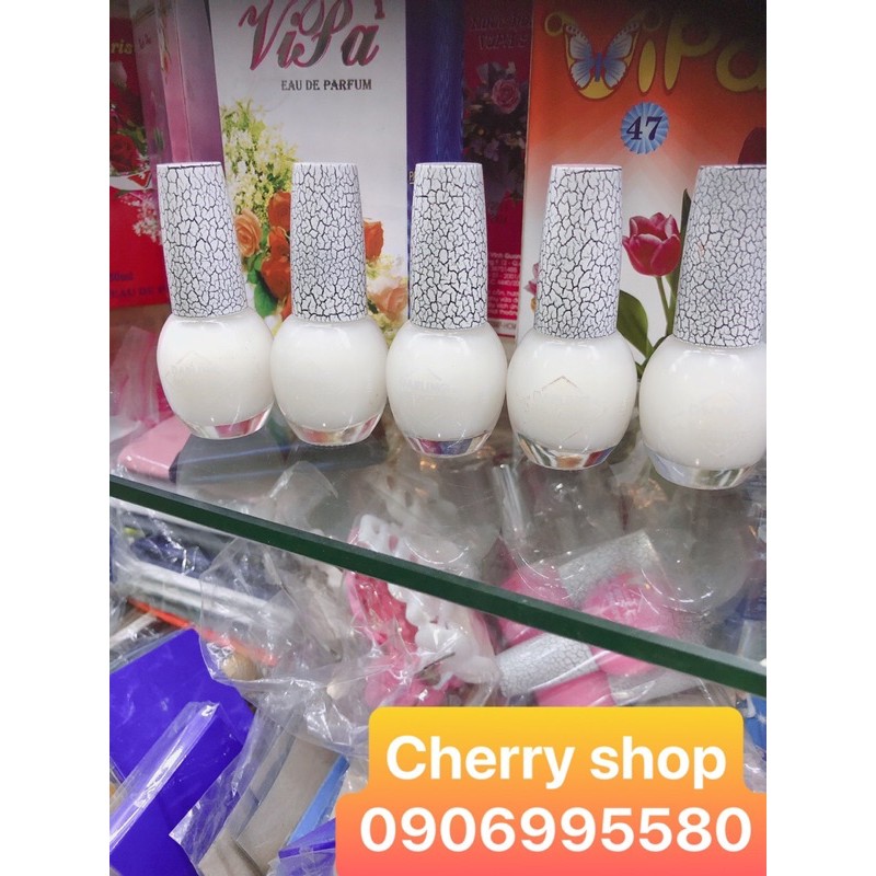 Nước sơn dưỡng cứng móng hồng trắng cao cấp