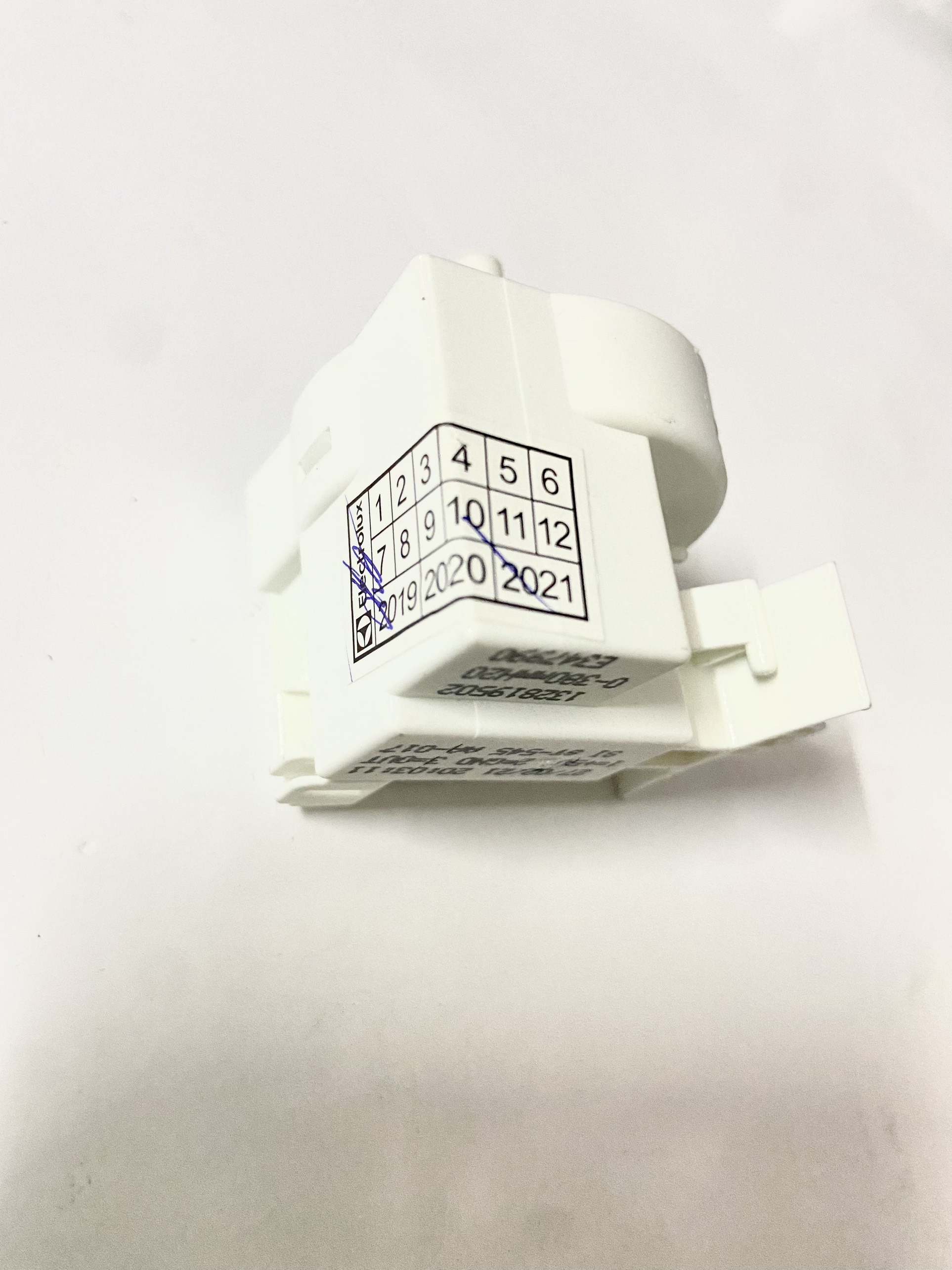 Phao áp lực nước máy giặt Electrolux (hàng hãng)