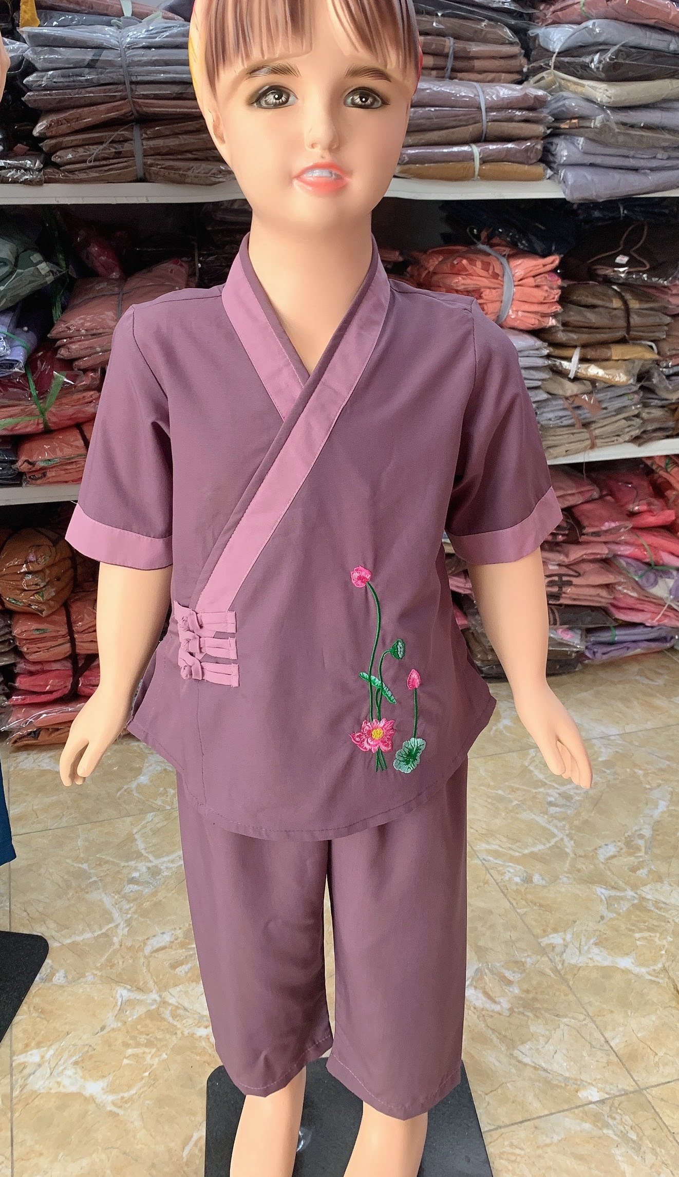Đồ lam đi chùa bé gái mẫu 3 nút