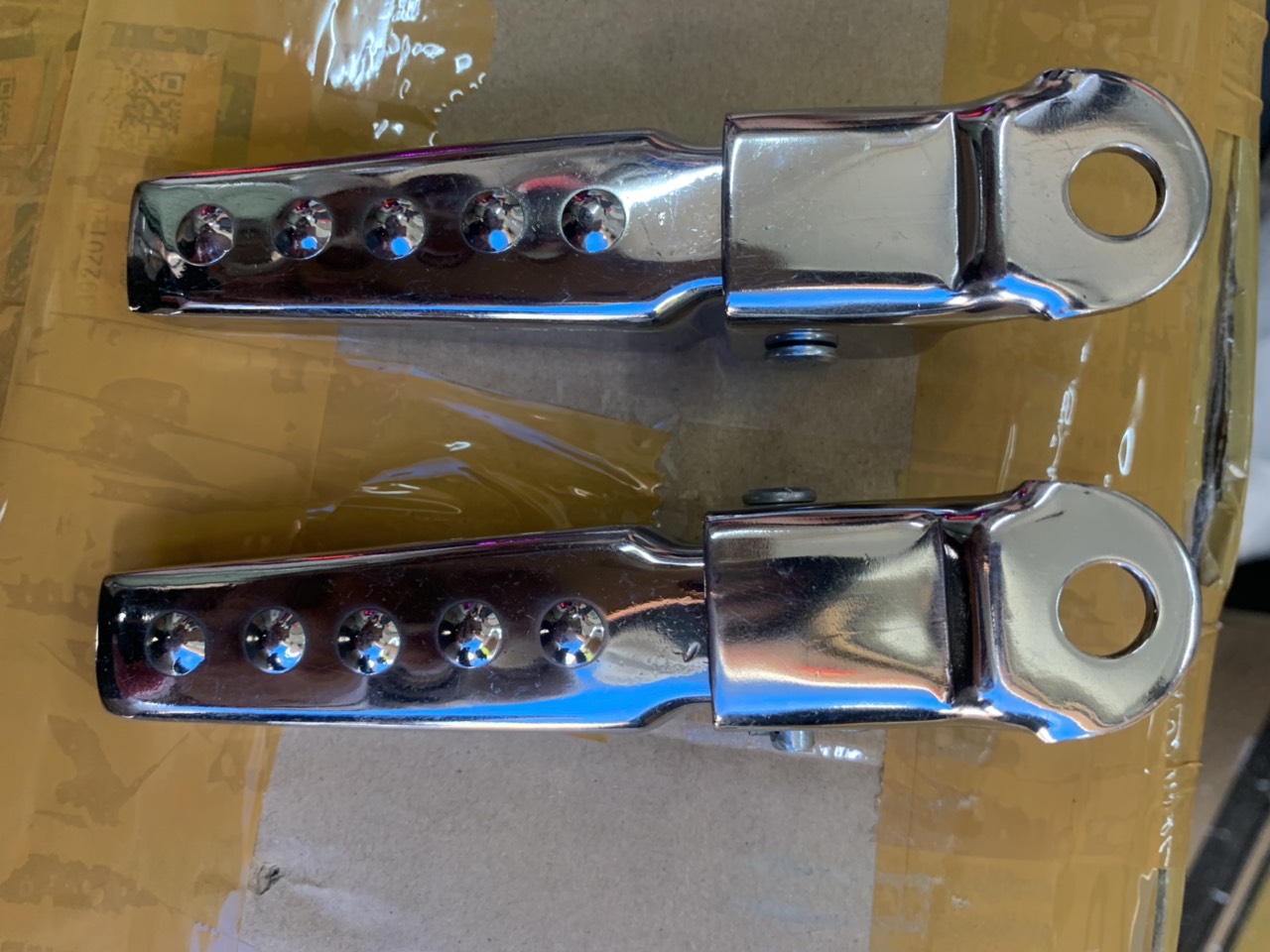 Gác chân sau xe cub 125 inox