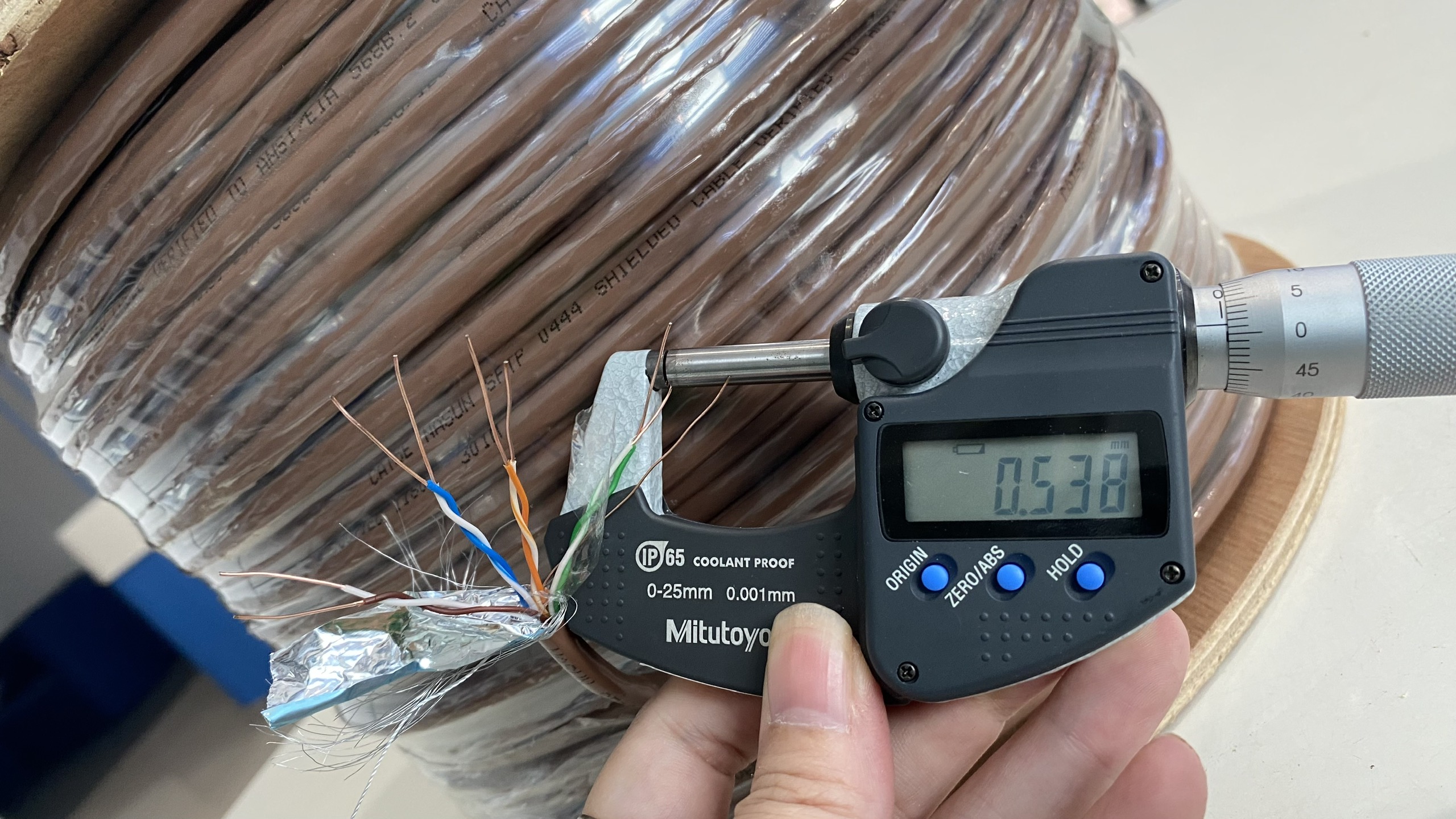 (Cuộn 305m). Dây mạng SFTP Cat5 Nasun SFTP 0444
