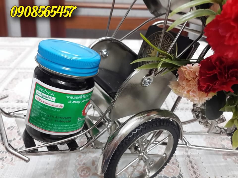 DẦU CÙ LÀ MẬT GẤU THÁI LAN (hủ 50g)