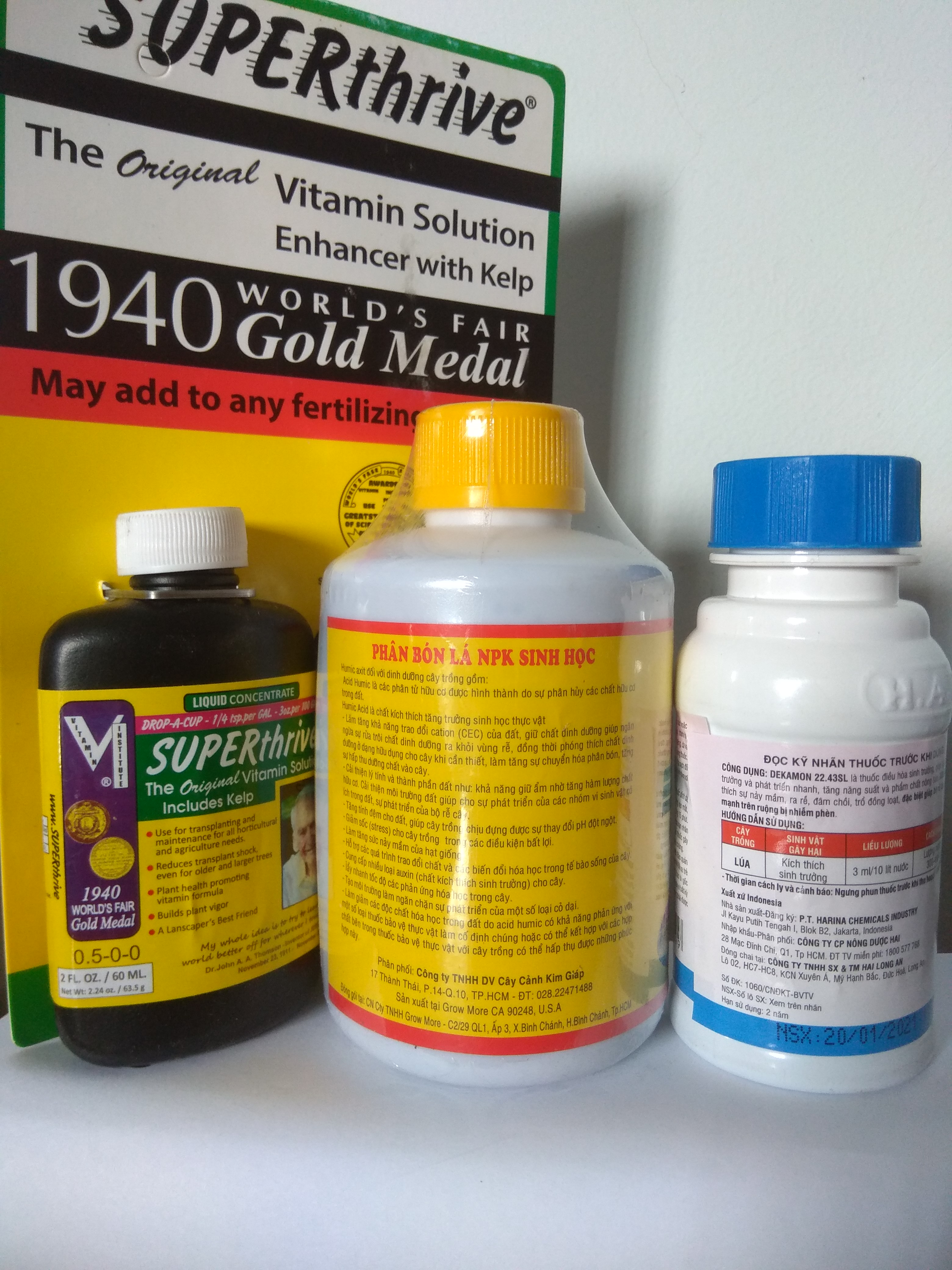 Combo siêu kích rễ Acid humic (235ml) + superthrive (60ml)+dekamon (100ml)