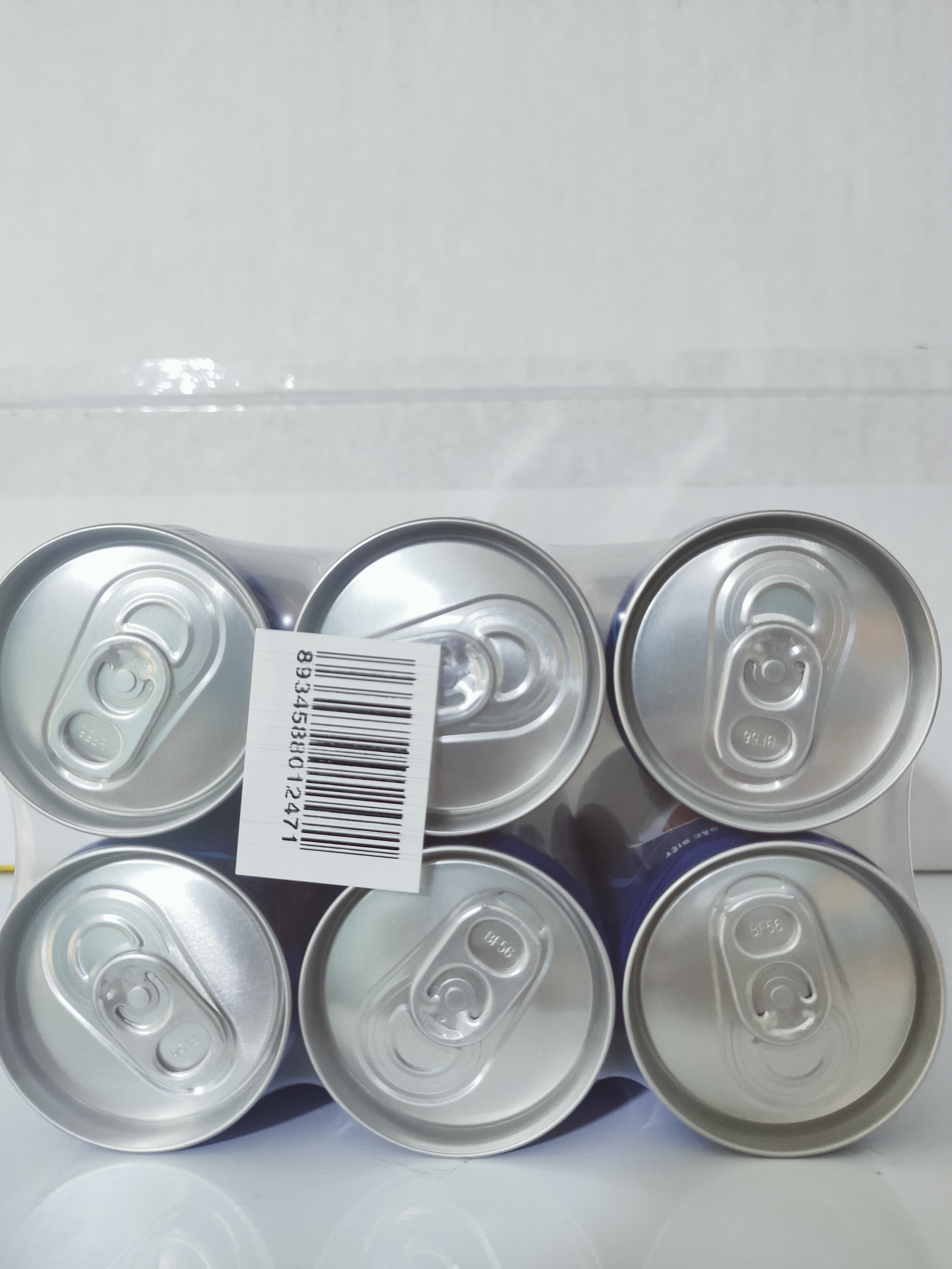Lốc 6 lon Pepsi phiên bản giới hạn 245ml