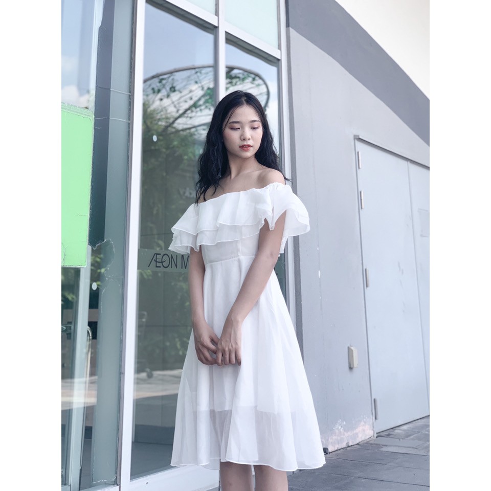 Váy trắng đi biển Đầm nữ đẹp trễ vai cúp ngực maxi 2 dây dài rộng bigsize  bikini kiểu Hàn Quốc vàng óng ánh DK2t4 | Lazada.vn