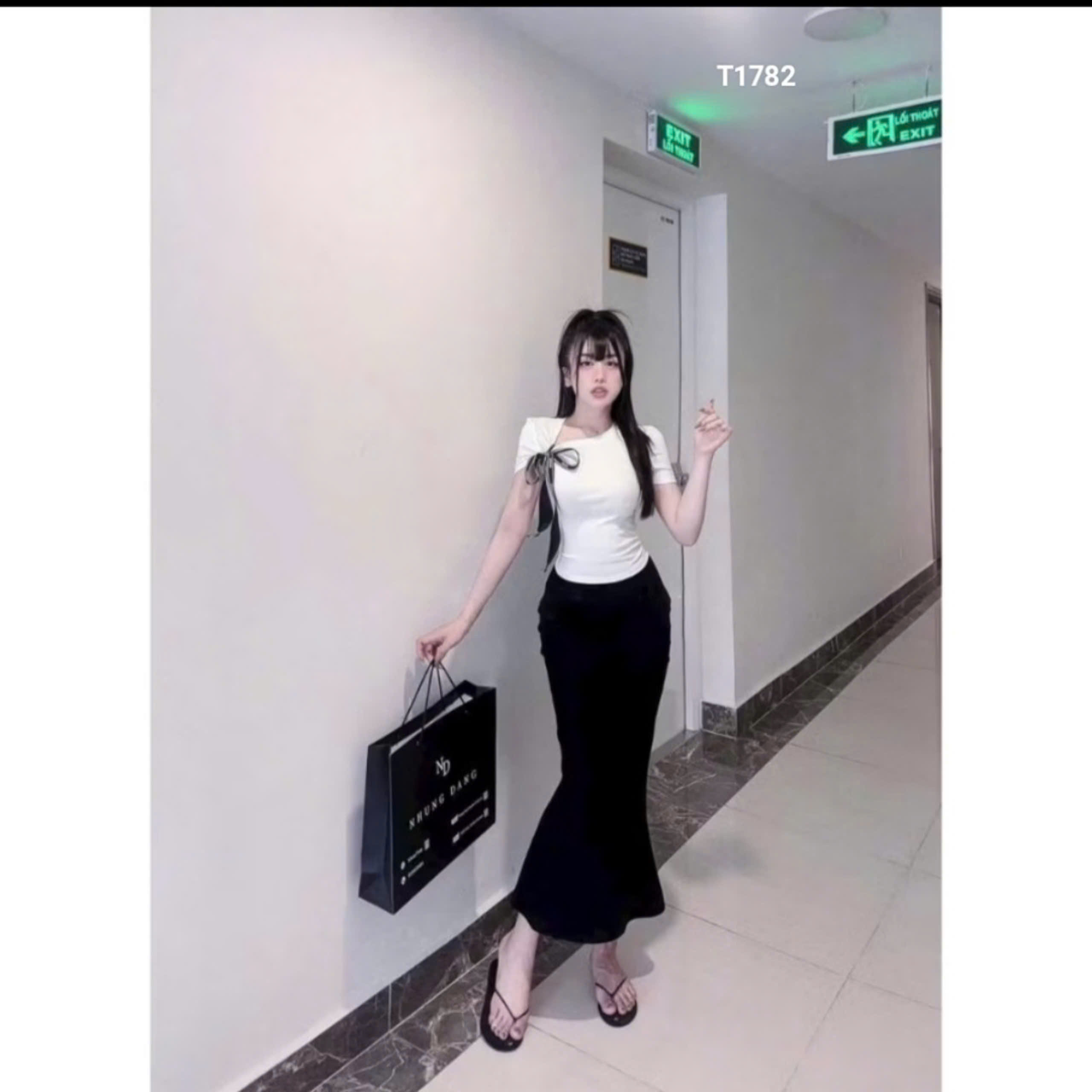 Sét áo tăm lạnh lại bầu phối nơ ruy băng kèm chân váy body đuôi cá Sam Closet Phù Hợp Để Tới Công Sở, Đi Làm T1782
