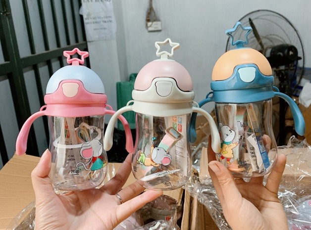 Bình Tập Uống Nước Ngôi Sao Cho Bé Nút bấm - Bình tập uống có dây đeo Tiện cho bé mang đi