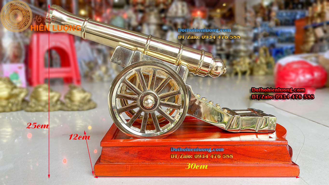 Mô hình khẩu pháo thần công bằng đồng có đế gỗ cao 25cm vvv