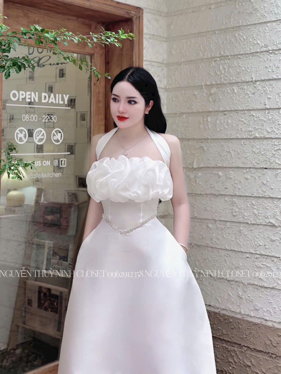 Đầm cup ngực chất vải tapta đính đá eo, váy maxi xòe cổ yếm phối voan bồng hàng bán shop