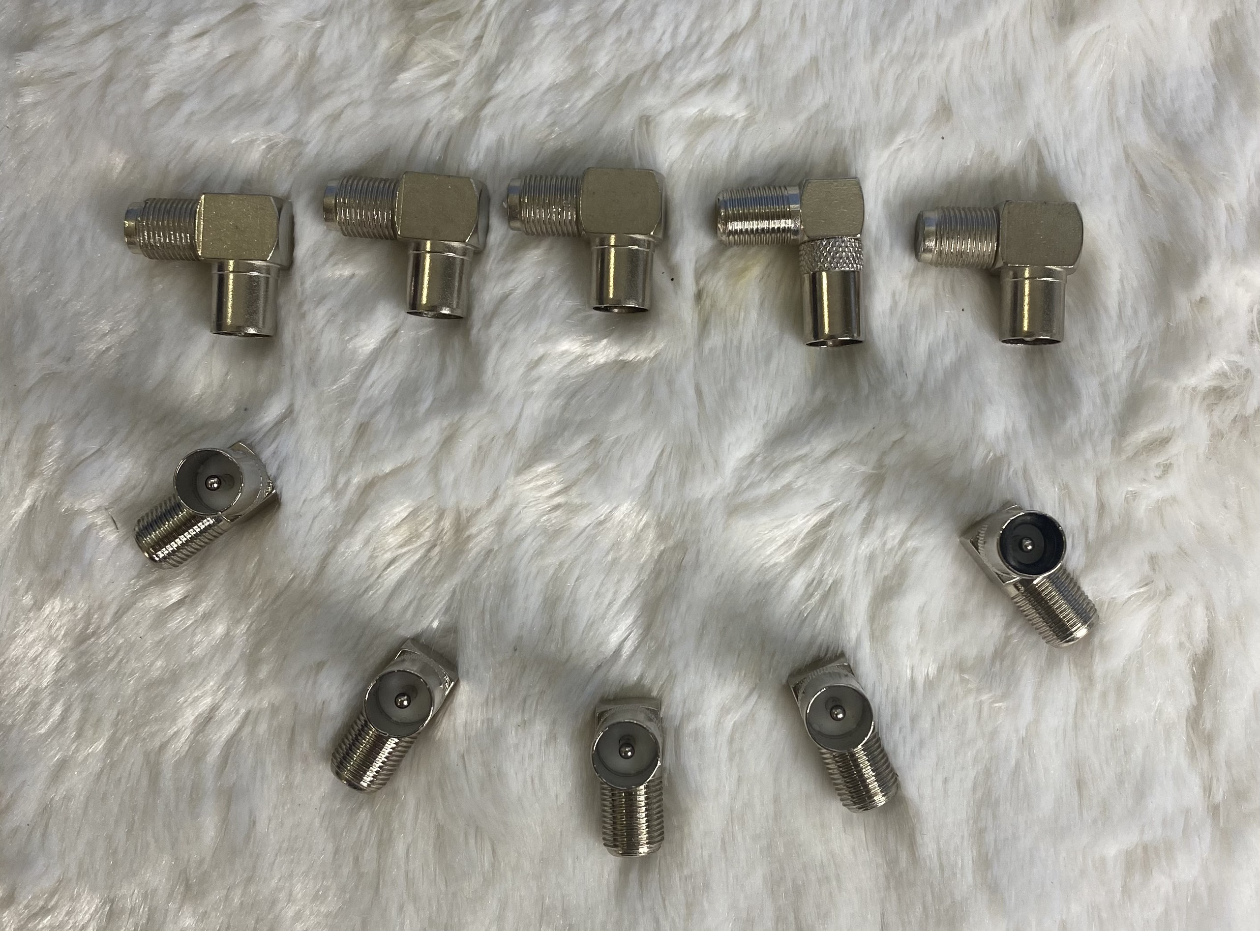 Jack tivi vuông góc TỐT - Jack tivi vuông góc
