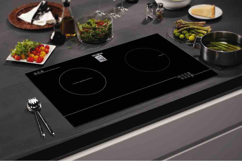 Bếp từ hồng ngoại Whirlpool ACH7327-BLV